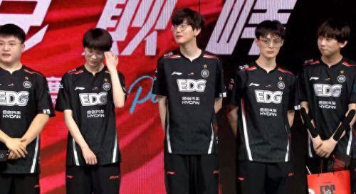 lol韦鲁斯(韦鲁斯新版本出装)插图4 lol韦鲁斯(韦鲁斯新版本出装)插图4