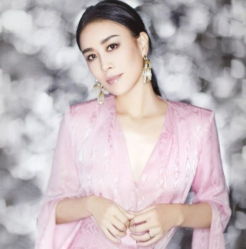 女生排名前十的歌(女生好听的歌曲排行榜)插图6 女生排名前十的歌(女生好听的歌曲排行榜)插图6