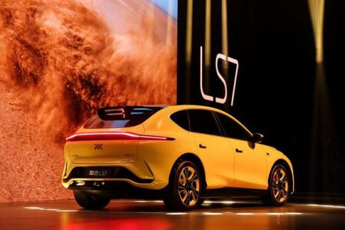 长板品牌排名前十(木雪长板怎么样)插图1 长板品牌排名前十(木雪长板怎么样)插图1