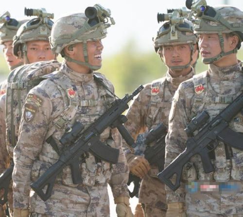 中国解放军版游戏(可以指挥部队打仗的游戏)