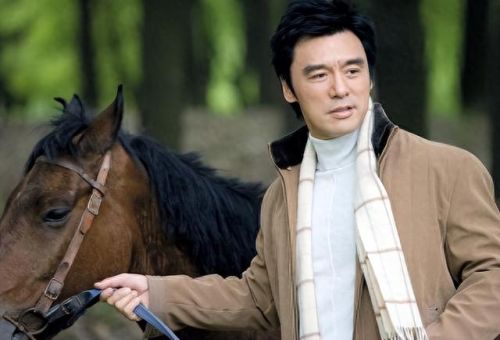 江门歌唱组合排名前十(广东合唱歌曲大全)插图7 江门歌唱组合排名前十(广东合唱歌曲大全)插图7