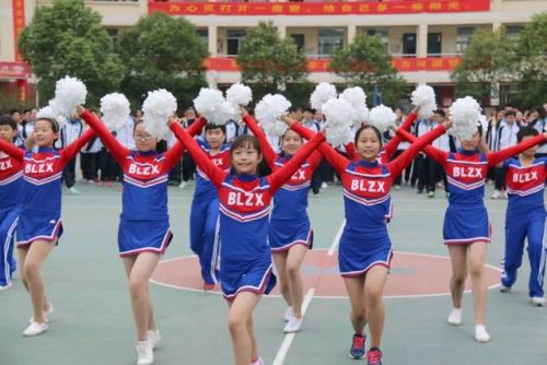 丁字型耳机排名前十(半入耳有线耳机什么牌子音质好)插图21 丁字型耳机排名前十(半入耳有线耳机什么牌子音质好)插图21