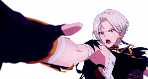 dnf驭剑士用什么剑(驭剑士带巨剑还是太刀)