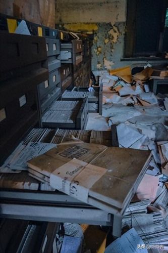 废弃的精神病院(废弃的孤儿院)插图2 废弃的精神病院(废弃的孤儿院)插图2