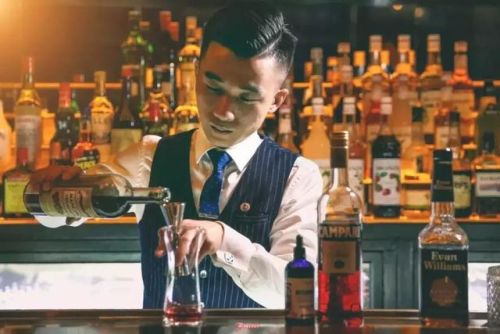 海口街边酒馆排名前十(海口最出名的餐厅)插图21 海口街边酒馆排名前十(海口最出名的餐厅)插图21