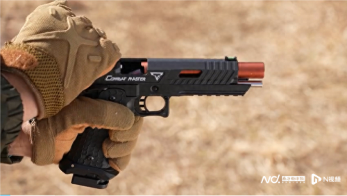 战斗大师(战斗大师怎么调中文)插图1