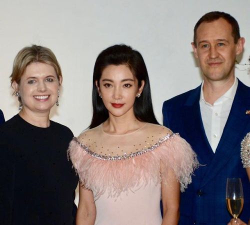 樱花更新版人鱼服装(樱校美人鱼服装叫什么)插图2 樱花更新版人鱼服装(樱校美人鱼服装叫什么)插图2