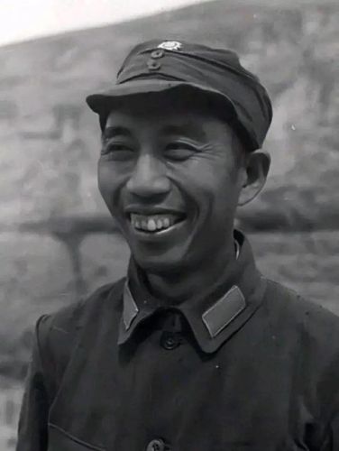 新疆生产建设兵团(新疆两个武警总队多少兵力)插图1 新疆生产建设兵团(新疆两个武警总队多少兵力)插图1