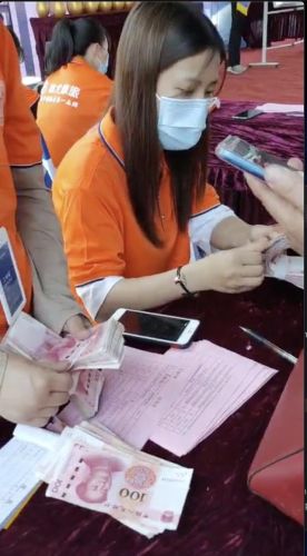 疯狂播种怀孕大冒险汉化安卓(怀孕西瓜肚妊娠游戏安卓)插图2