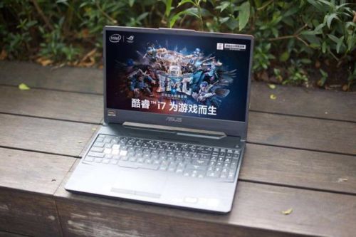 极品飞车14为什么经典(极品飞车14生涯模式怎么玩)插图4 极品飞车14为什么经典(极品飞车14生涯模式怎么玩)插图4