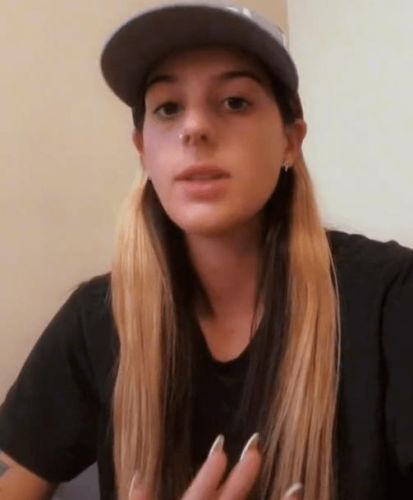 星露谷物语海莉手镯事件(海莉手镯对话选什么)插图 星露谷物语海莉手镯事件(海莉手镯对话选什么)插图