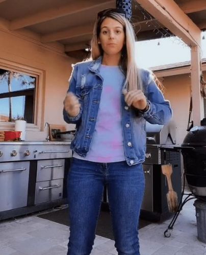 星露谷物语海莉手镯事件(海莉手镯对话选什么)插图9 星露谷物语海莉手镯事件(海莉手镯对话选什么)插图9