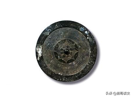 八尺琼勾玉(勾玉是中国还是日本的)插图4 八尺琼勾玉(勾玉是中国还是日本的)插图4