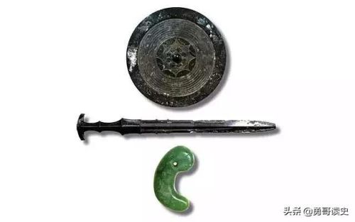 八尺琼勾玉(勾玉是中国还是日本的)插图 八尺琼勾玉(勾玉是中国还是日本的)插图