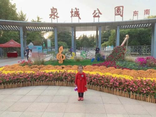 水滴大作战(一个小水滴闯关的小游戏)