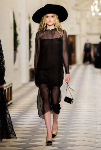 烟熏过的坠饰(唐代镂空银香熏球)插图37 烟熏过的坠饰(唐代镂空银香熏球)插图37