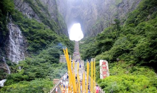 天津冒险女神坠亡(一起来冒险女神哪个好)插图3