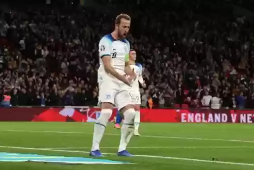 这不是我们的最佳阵容吗(最佳阵容手游还能玩不)