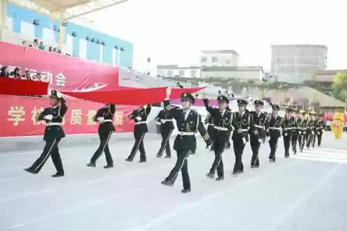 摇旗方队阵容