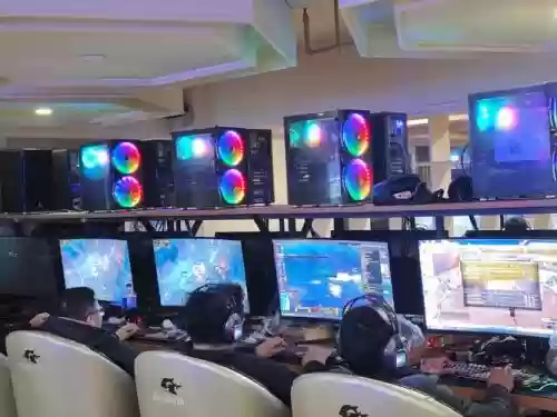 网吧12阵容插图1