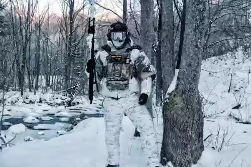 雪地狙击武器怎样用，雪地狙击试炼关怎么过插图